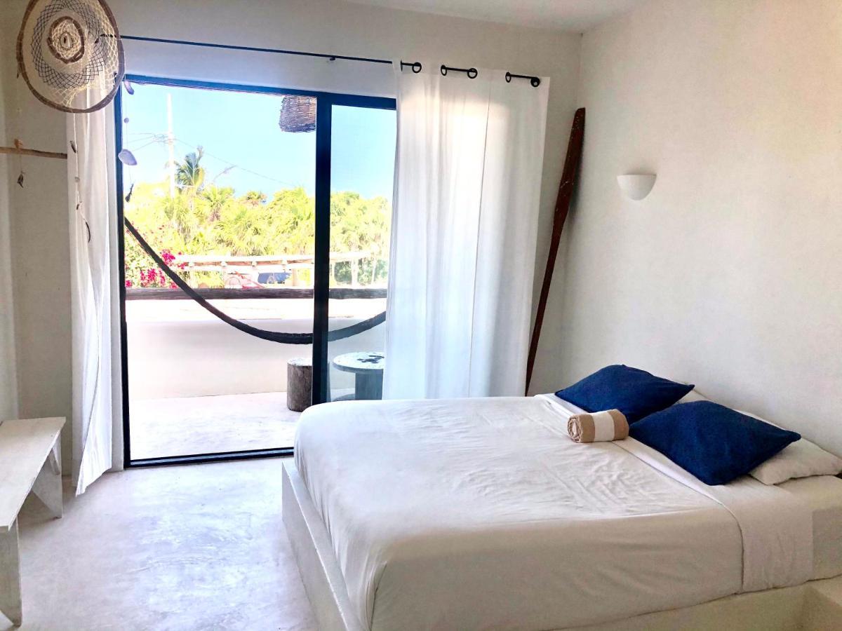 Lunarena Barefoot Hotel El Cuyo Exterior photo